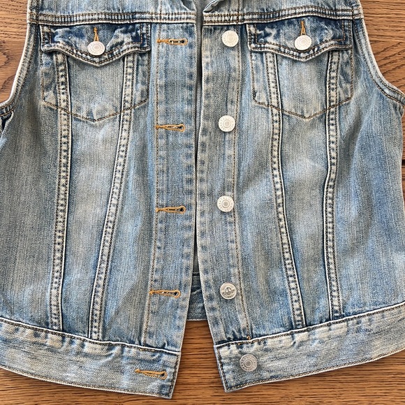 Aritzia Talula jean vest - Picture 3 of 4